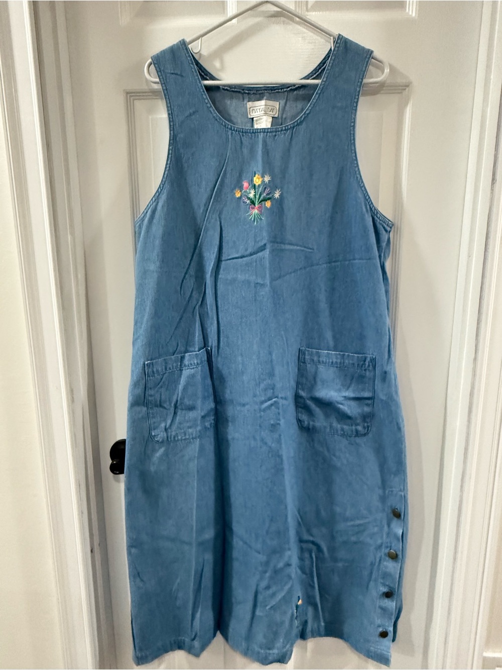 Mandal Bay Vintage Denim Dress Floral Embroidery Feminine Maxi